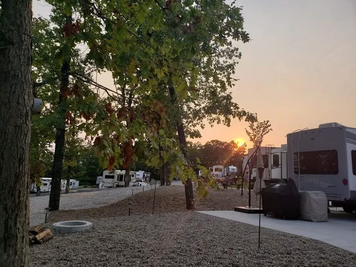 Riviera RV Resort - Lake of the Ozarks 6