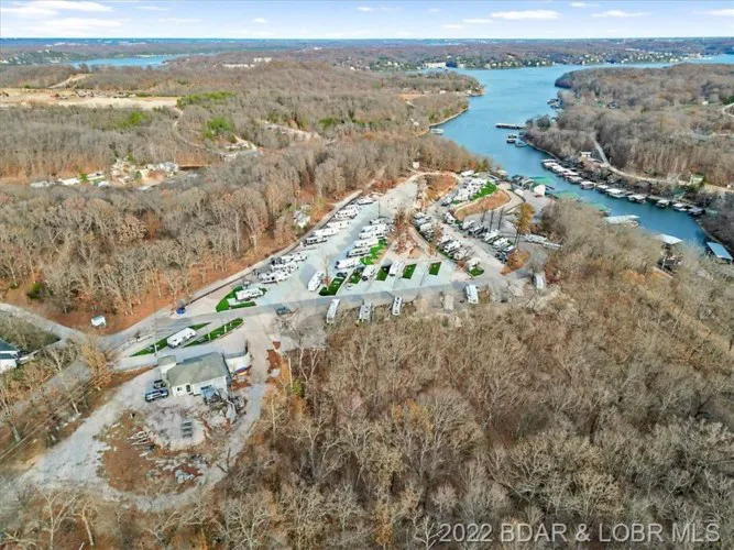 Riviera RV Resort - Lake of the Ozarks 9