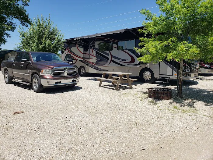 Scallywag's RV Park 10