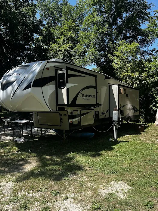 Jesse James River Resort 10