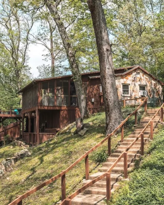 Jesse James River Resort 1