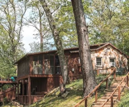 Jesse James River Resort