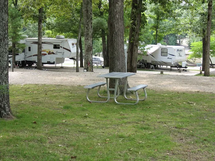 Camelot RV Campground/RV Park 8