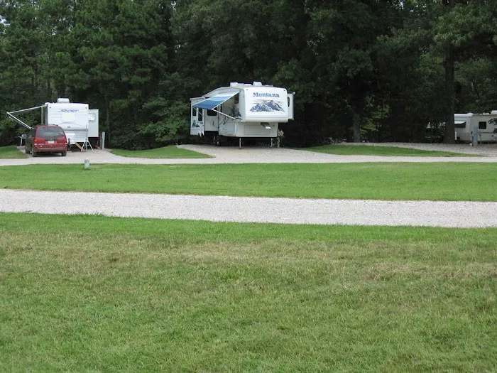 Camelot RV Campground/RV Park 4
