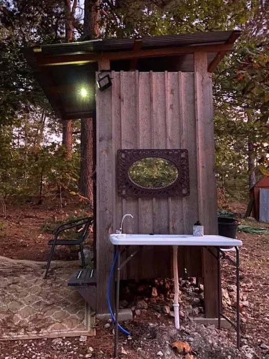 Two Rivers Ozark Cabins and Glamping Tents 3