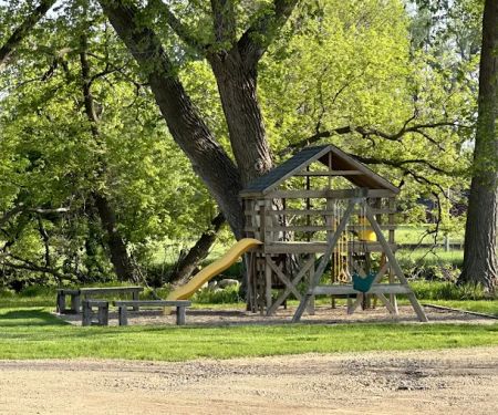 Currieu2019s Cozy Campground