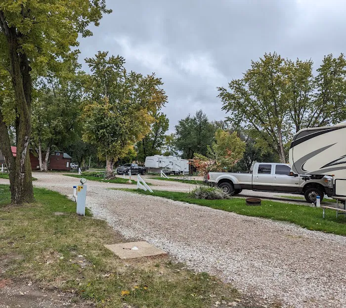 Sioux City North KOA Holiday 3