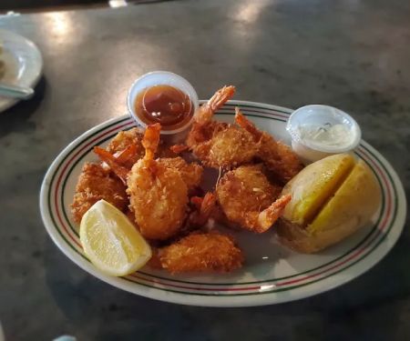 Trailhead Bar, Restaurant & Campground