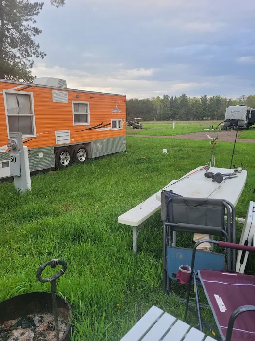 Lounge On Big Lake Shores 2