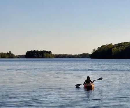 Lakeside Manor & RV Park