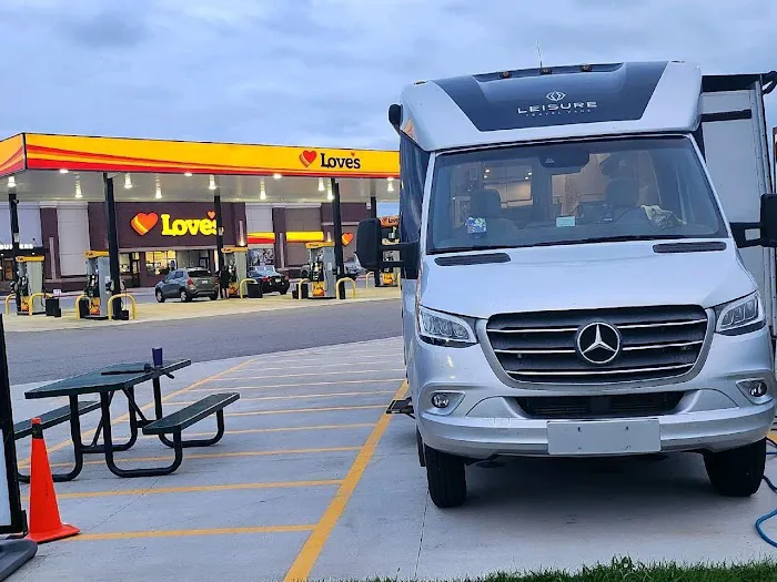 Love's RV Hookup 4