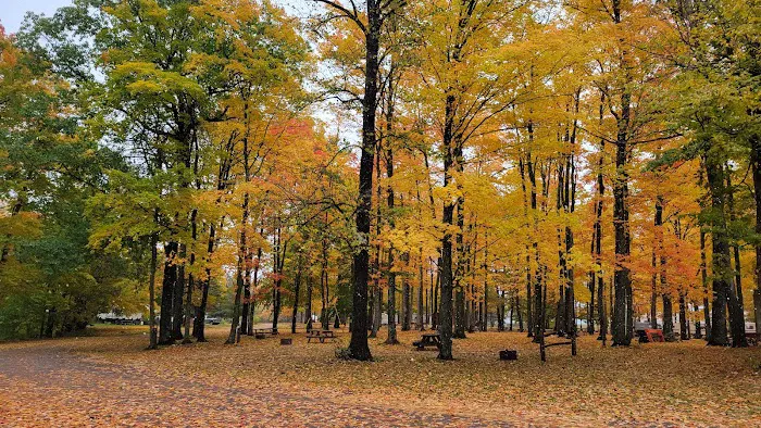 Chain O' Lakes Campground 4