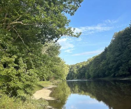 Kenisee's Grand River Camp & Canoe