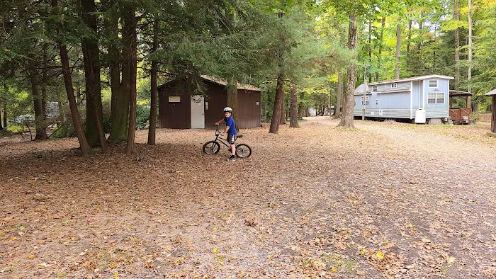 PINE LAKES CAMPGROUND 10