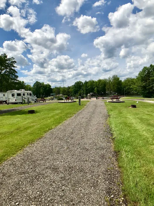 Paradise Lakes Family Campground 5