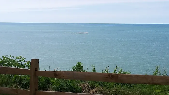 Little Lodges of Saybrook 8
