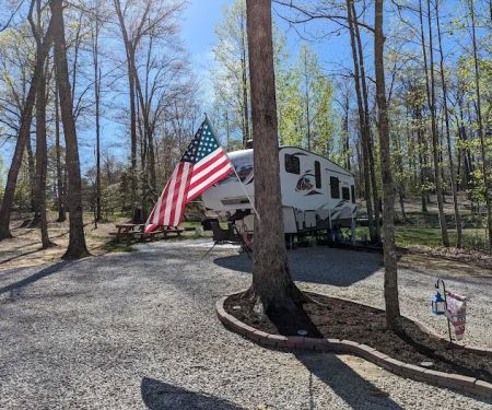 Laurel Lake Camping Resort