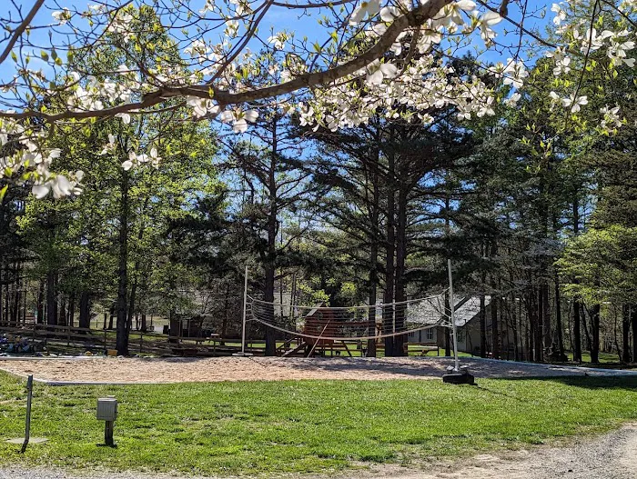 Laurel Lake Camping Resort 8