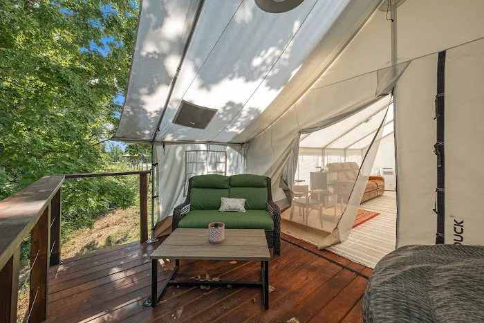 Tennessee Glamping Resort on Center Hill Lake 6