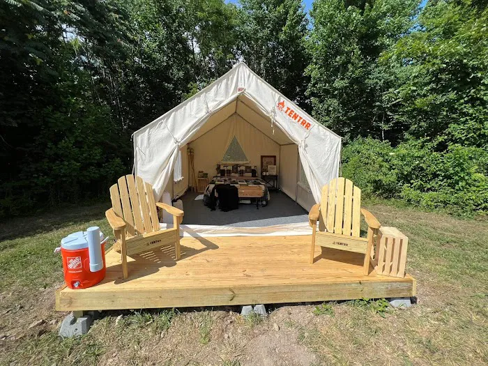 Camping at Defenders Retreat 4