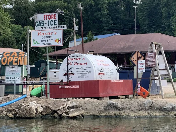 Ravae's RV Resort 3
