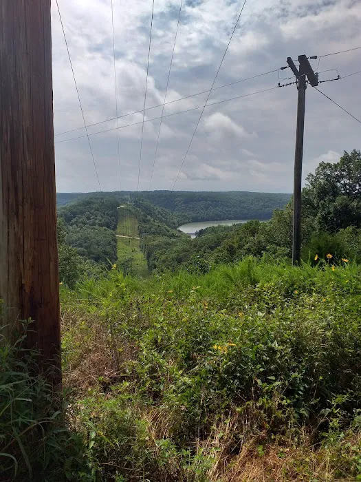 Mother Nature's Riverfront Retreat 8