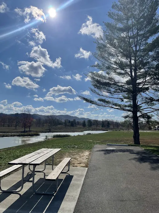 Shawnee State Park Ohio River Campground & Marina 10