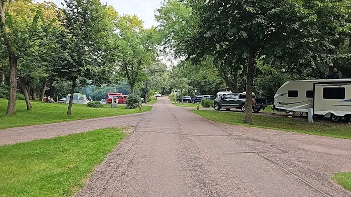 Queen Campground 2