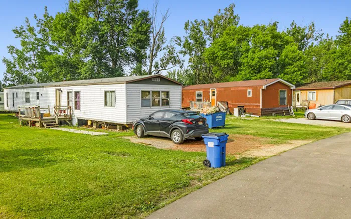Pipestone Estates Mobile Home Park 6