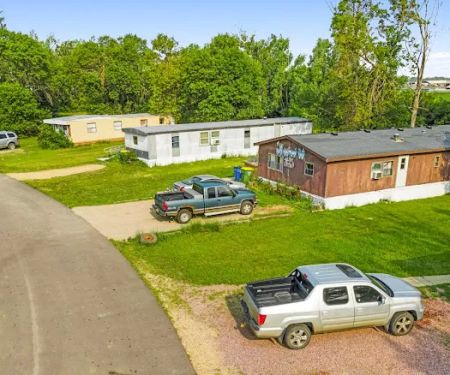 Pipestone Estates Mobile Home Park
