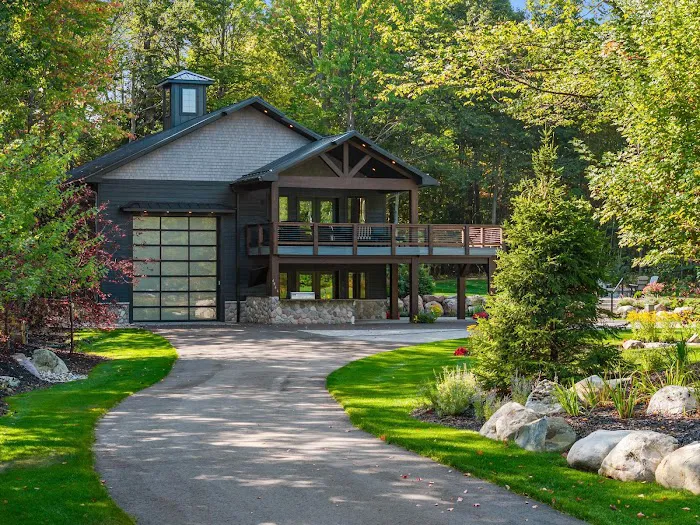 Hearthside Grove Motorcoach Resort 6
