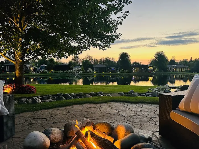 Hearthside Grove Motorcoach Resort 7