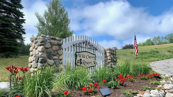 Wild Cherry Resort 4