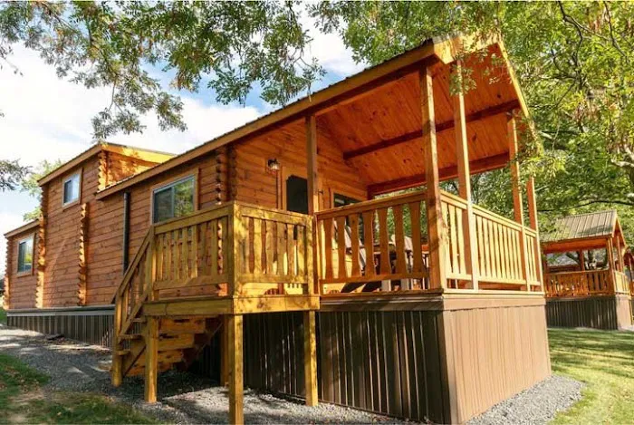 Alpen Bluffs Outdoor Resort 8