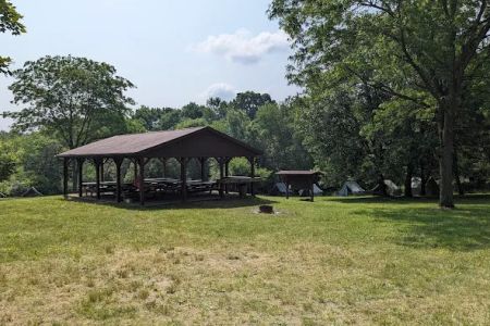 Hutch's grove