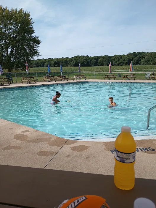 Jeffco Lakes Resort 3