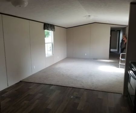 Brentwood Mobile Manor