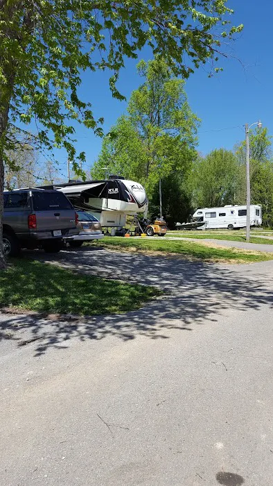 Shoreline RV Park 3