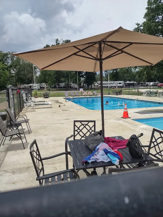 TN 40 & RV Park - Free Wifi 4