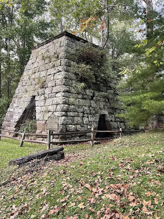 Lake Vesuvius Picnic Areas - Furnace Shelter 10