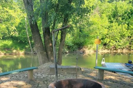 Coonskin Camp 218