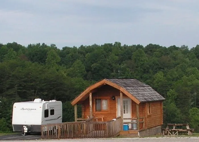 Ashland / Huntington West KOA Holiday 5