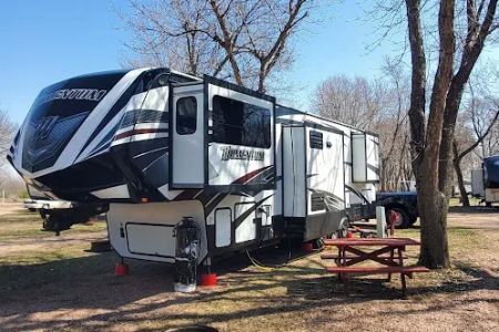 Red Barn RV Park