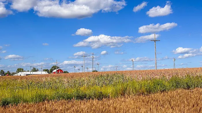 Oregon Trail Glamping and RV Park Hiawatha, KS 5