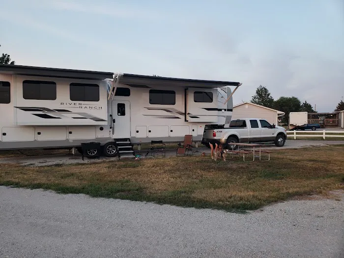Pine Grove RV Park 2