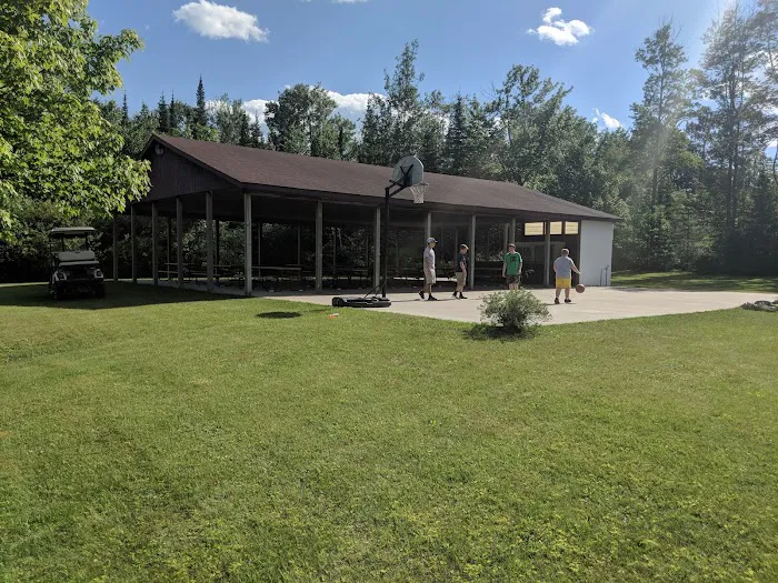 Thunder Bay RV Park & Camp 7