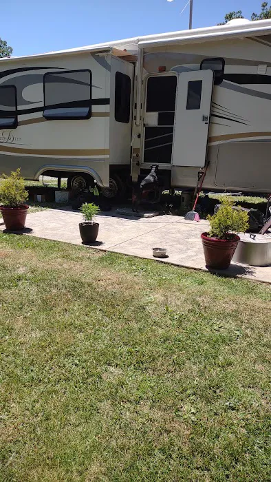 Joe Bottom's Camping 6