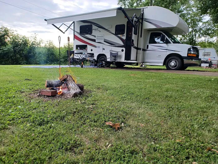 Blennerhassett RV Park 8