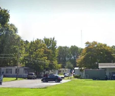 Pin Oaks Mobile Home Park