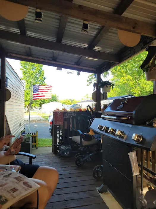 Vintage Village Mobile Home Park 3